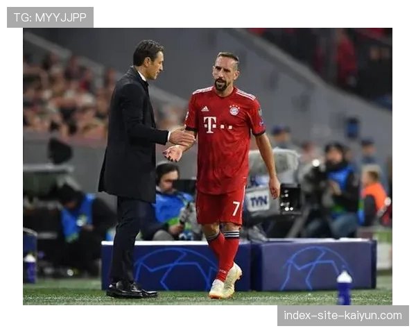 俱乐部商业开发面临三大挑战 汇率波动与负债危机影响显著